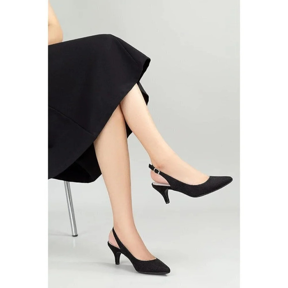 Women’s Low Heel Pumps Closed Pointed Toe Kitten Heels for Women - Picture 2 of 4